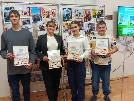 ✅ Фотоконкурс «Я и моя КЛАССная семья»!.